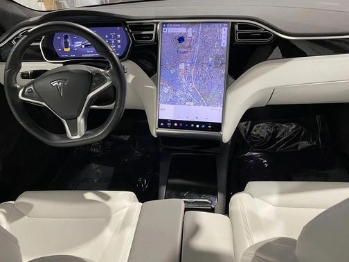 2017 Tesla Model S 90D