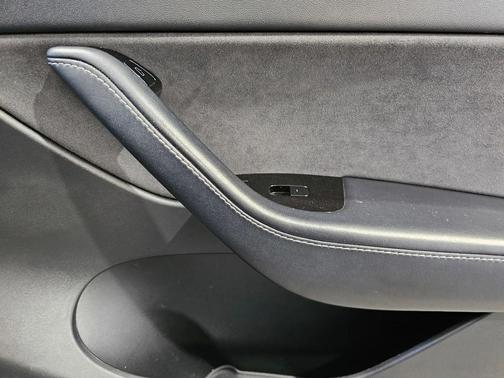 Midnight Silver Metallic 2020 Tesla Model Y Long Range Dual Motor All-Wheel Drive