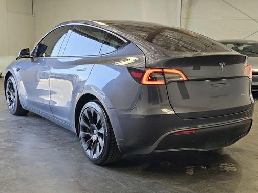Midnight Silver Metallic 2020 Tesla Model Y Long Range Dual Motor All-Wheel Drive