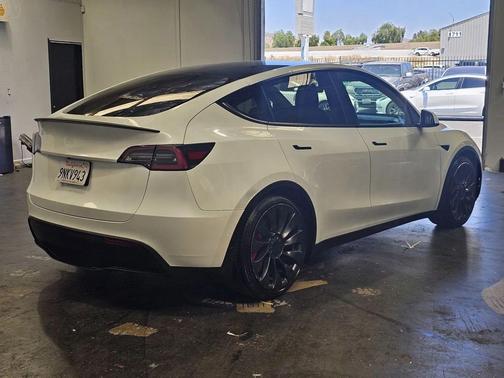 Pearl White Multi-Coat 2020 Tesla Model Y Performance Dual Motor All-Wheel Drive