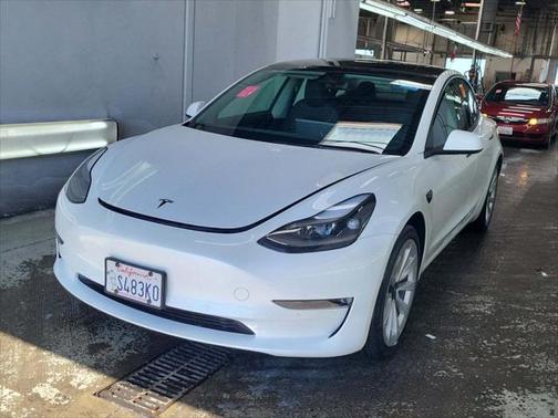 2022 Tesla Model 3 Long Range