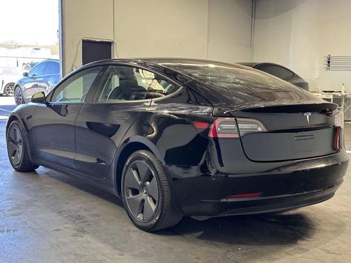 2023 Tesla Model 3 Standard Range