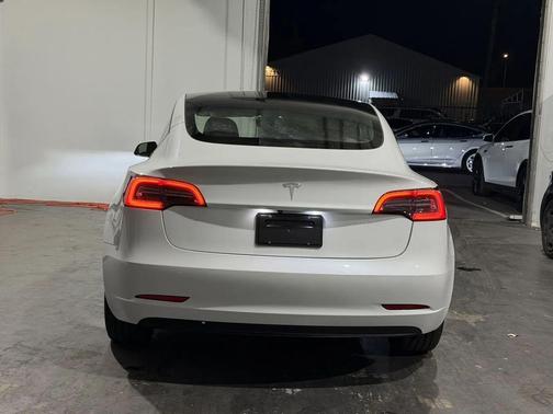 2023 Tesla Model 3 Standard Range