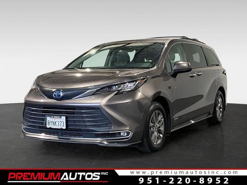 2021 Toyota Sienna 