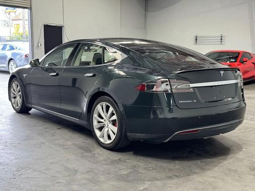 2014 Tesla Model S 85