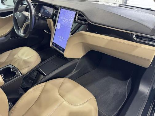 2014 Tesla Model S 85