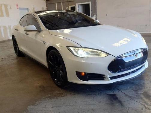 2015 Tesla Model S 70