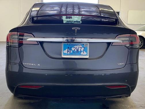 2018 Tesla Model X