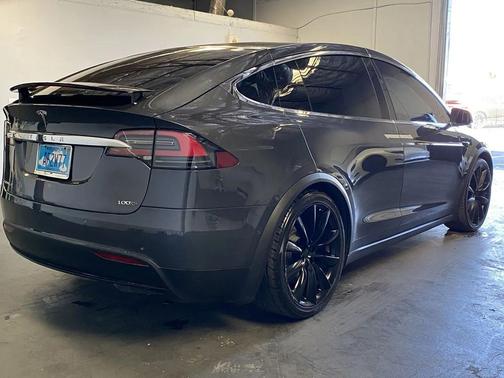 2018 Tesla Model X