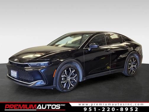 Black 2023 Toyota Crown XLE