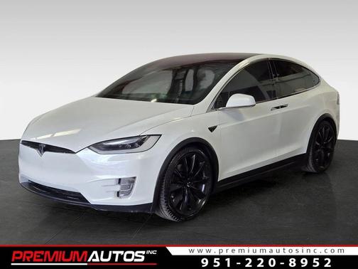 Pearl White Multi-Coat 2017 Tesla Model X