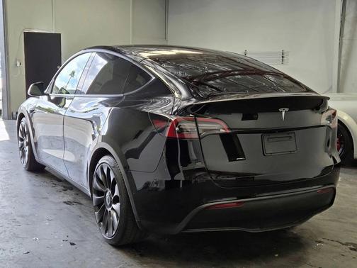 Black 2023 Tesla Model Y Performance Dual Motor All-Wheel Drive