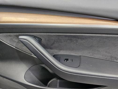 Solid Black 2023 Tesla Model 3 Standard Range