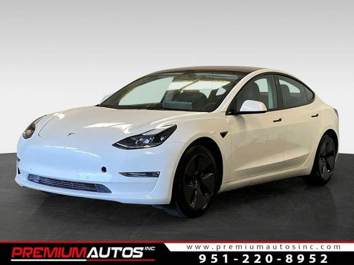 2022 Tesla Model 3 Standard Range