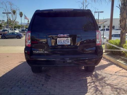 2019 GMC Yukon SLT