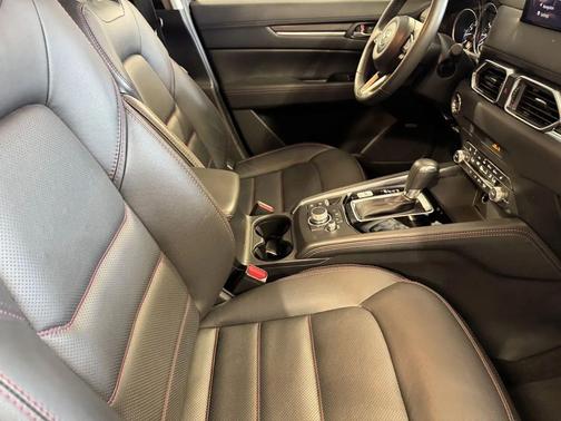 2023 Mazda CX-5 Carbon Edition