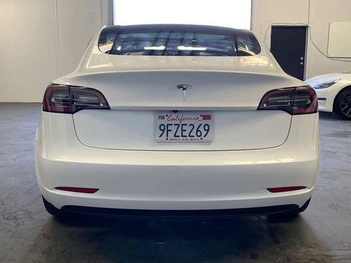 2023 Tesla Model 3 Standard Range