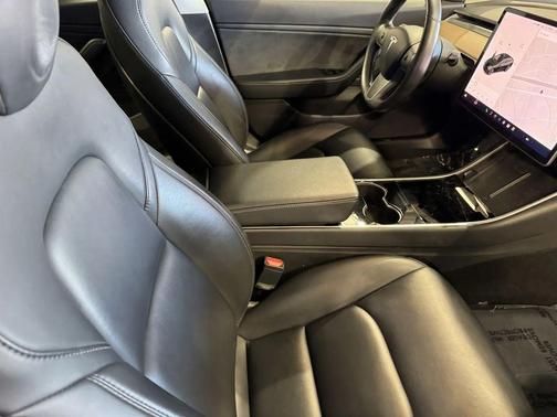 Solid Black 2018 Tesla Model 3 Mid Range