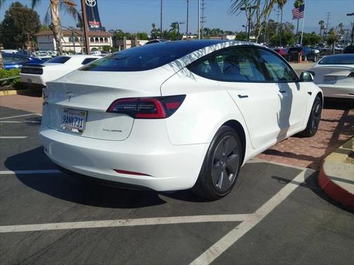 2022 Tesla Model 3 Long Range