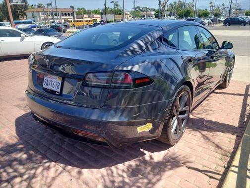 2022 Tesla Model S Base