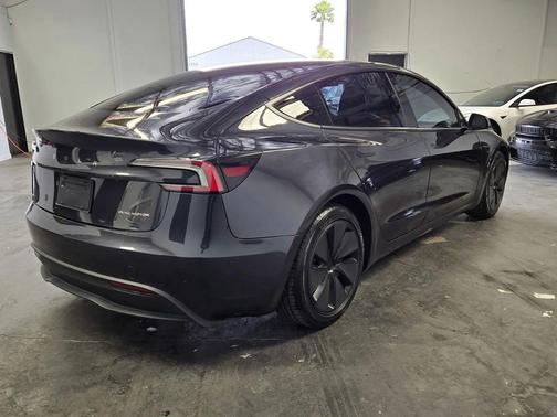 2024 Tesla Model 3 Long Range
