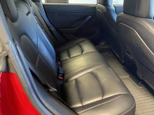 2018 Tesla Model 3 Mid Range