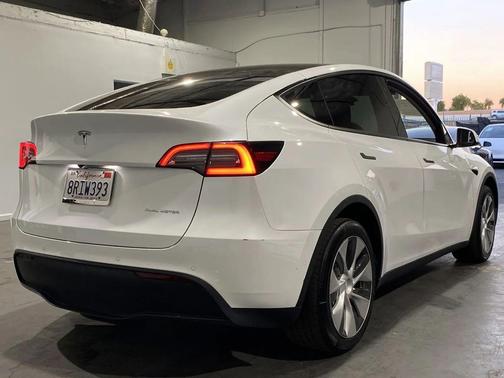 2020 Tesla Model Y Long Range Dual Motor All-Wheel Drive