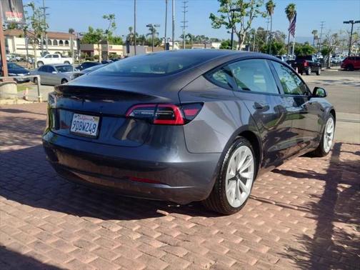 2022 Tesla Model 3 Standard Range