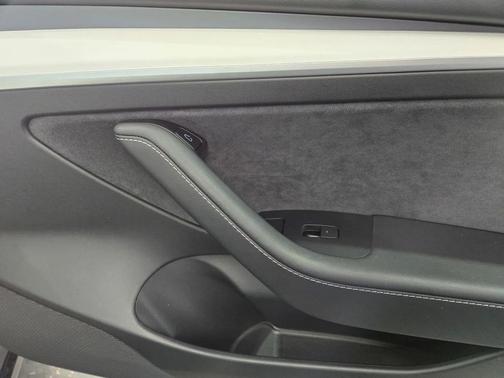 Gray 2023 Tesla Model 3 Standard Range