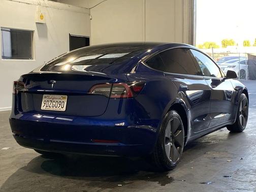2023 Tesla Model 3 Standard Range