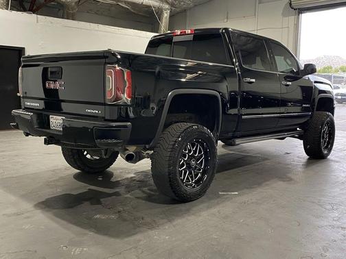 2017 GMC Sierra 1500 Denali