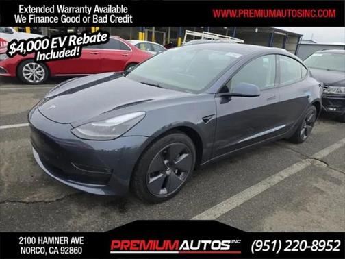 2022 Tesla Model 3 Standard Range