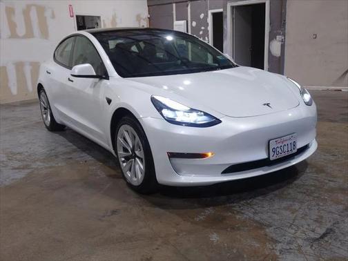 2023 Tesla Model 3 Standard Range