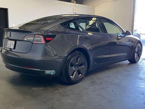 2023 Tesla Model 3 Standard Range