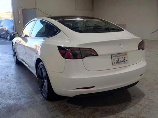 2023 Tesla Model 3 Standard Range
