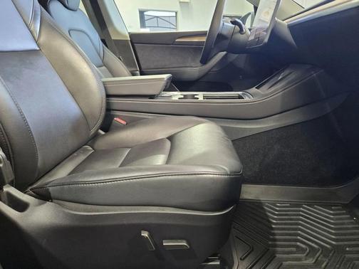 Stealth Grey 2025 Tesla Model Y Long Range Dual Motor All-Wheel Drive