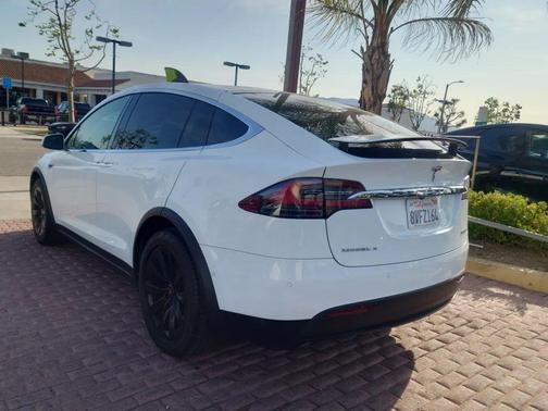 2016 Tesla Model X 90d
