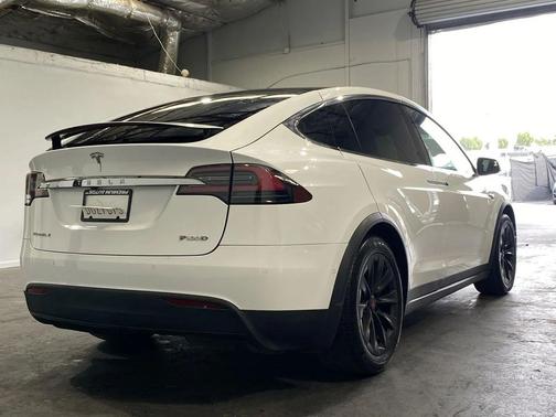 2016 Tesla Model X 90d