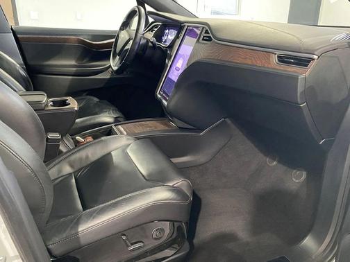 2016 Tesla Model X 90d