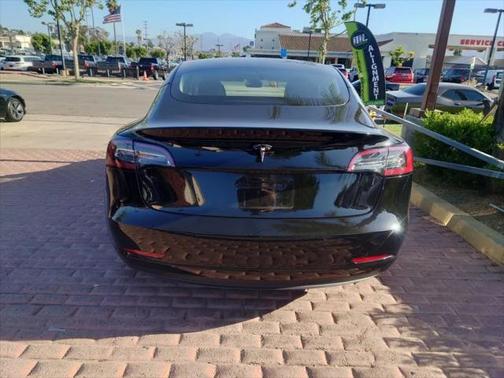 2022 Tesla Model 3 Standard Range