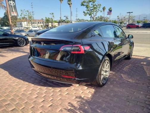 2022 Tesla Model 3 Standard Range