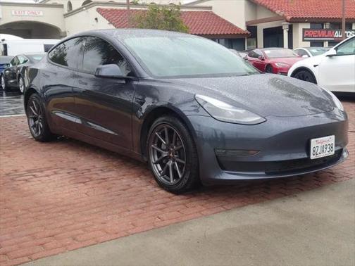 2022 Tesla Model 3 Long Range