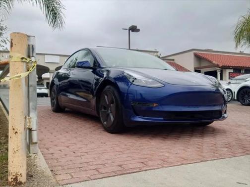2022 Tesla Model 3 Standard Range
