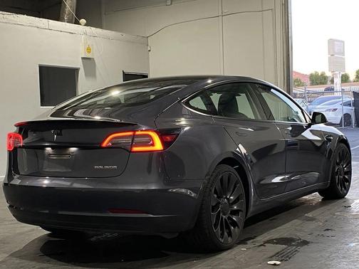 2021 Tesla Model 3 Performance