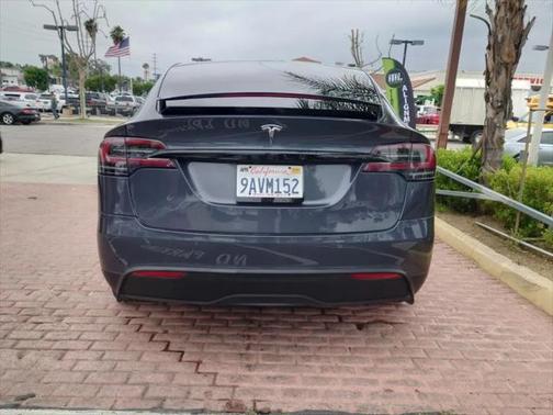 2022 Tesla Model X Base
