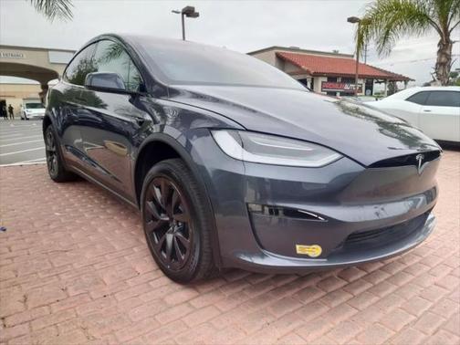 2022 Tesla Model X Base