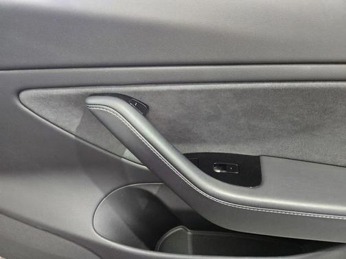 Red Multi-Coat 2019 Tesla Model 3 Standard Range Plus