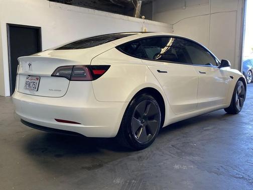 2023 Tesla Model 3 Standard Range