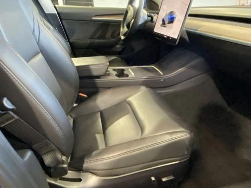 2022 Tesla Model 3 Standard Range