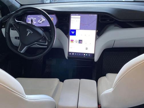 2020 Tesla Model X Long Range Plus